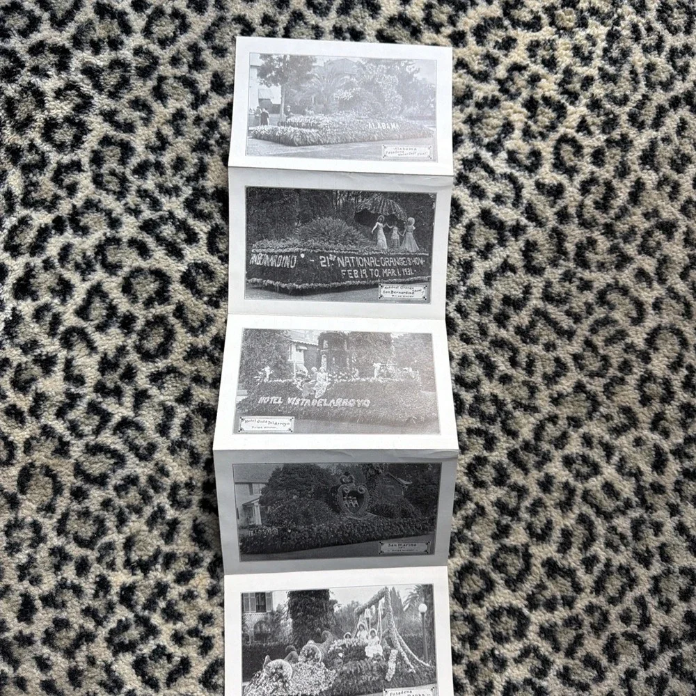 Pasadena California CA 1931 Tournament Of Roses Parade Souvenir Fold Out Photos